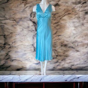 New Lynn Lugo 100% Silk women's Cocktail Dress size 2 Turquoise Made in USA